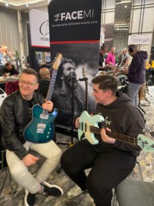 Lootnick Custom Guitars